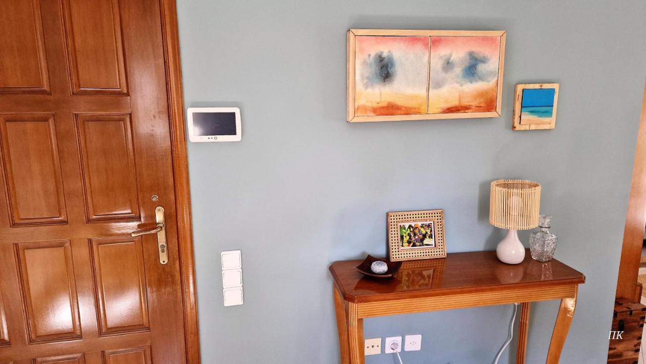 Two Bedroom Flat Near Airport Pallini  Buitenkant foto